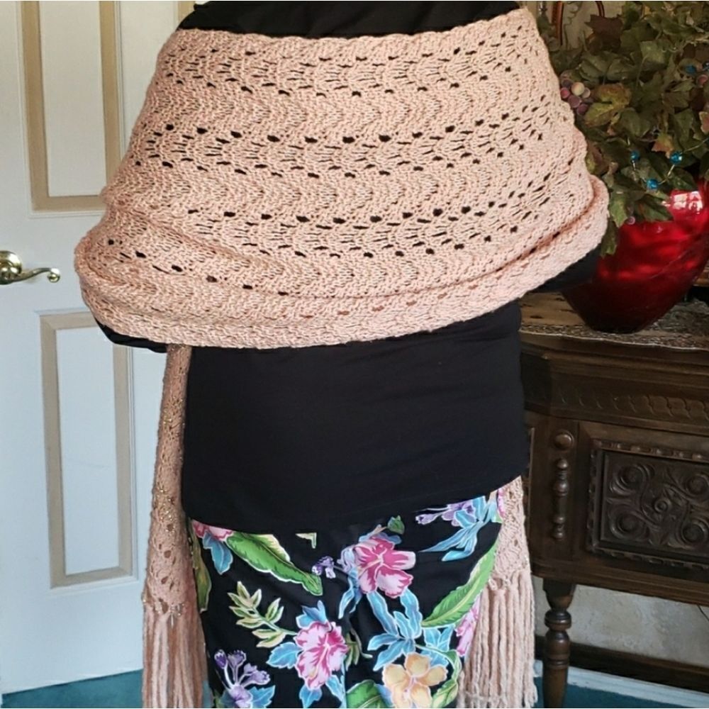 Rare Vintage Pink & Goldflake Knitted Shawl